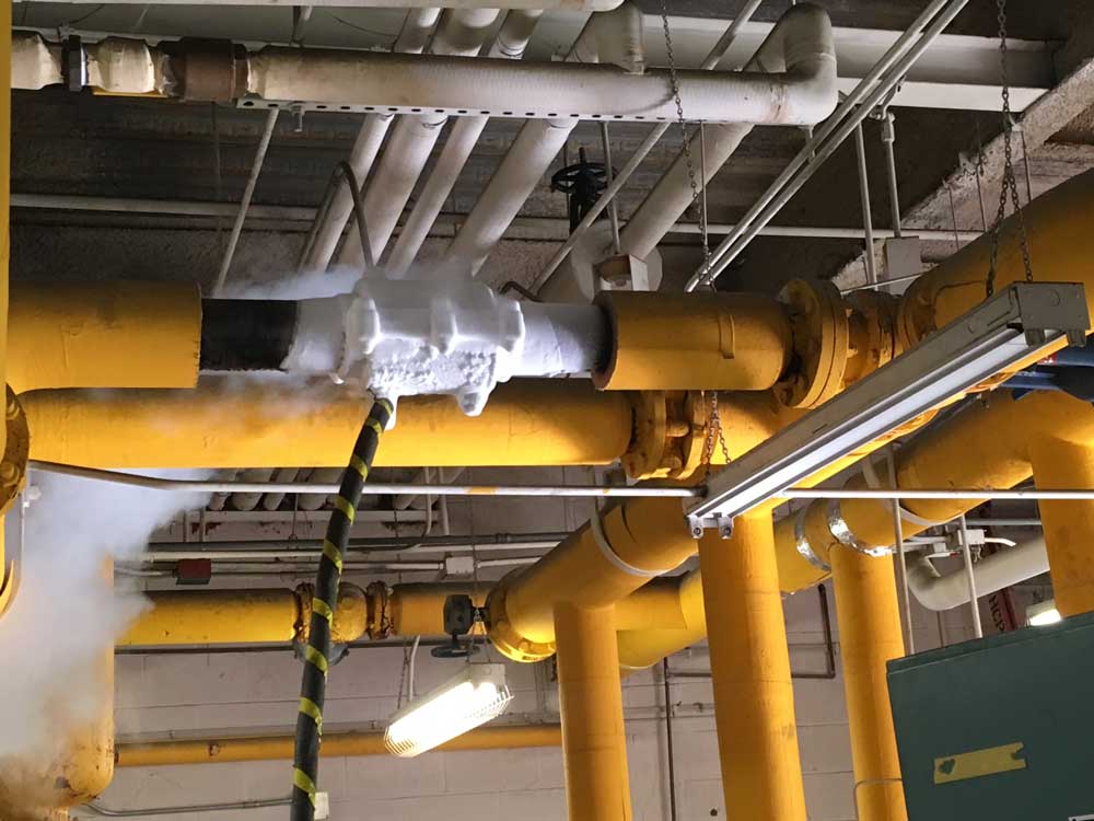 4” pipe freezing with liquid nitrogen at a hospital in Houston, Texas